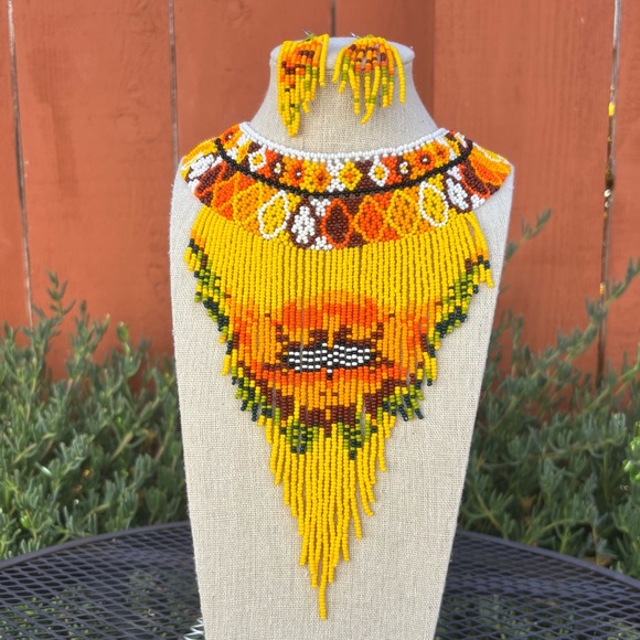 💕New Listing 💕Handmade Beaded Choker with Fringe Waterfall and Earrings - Picture 9 of 9